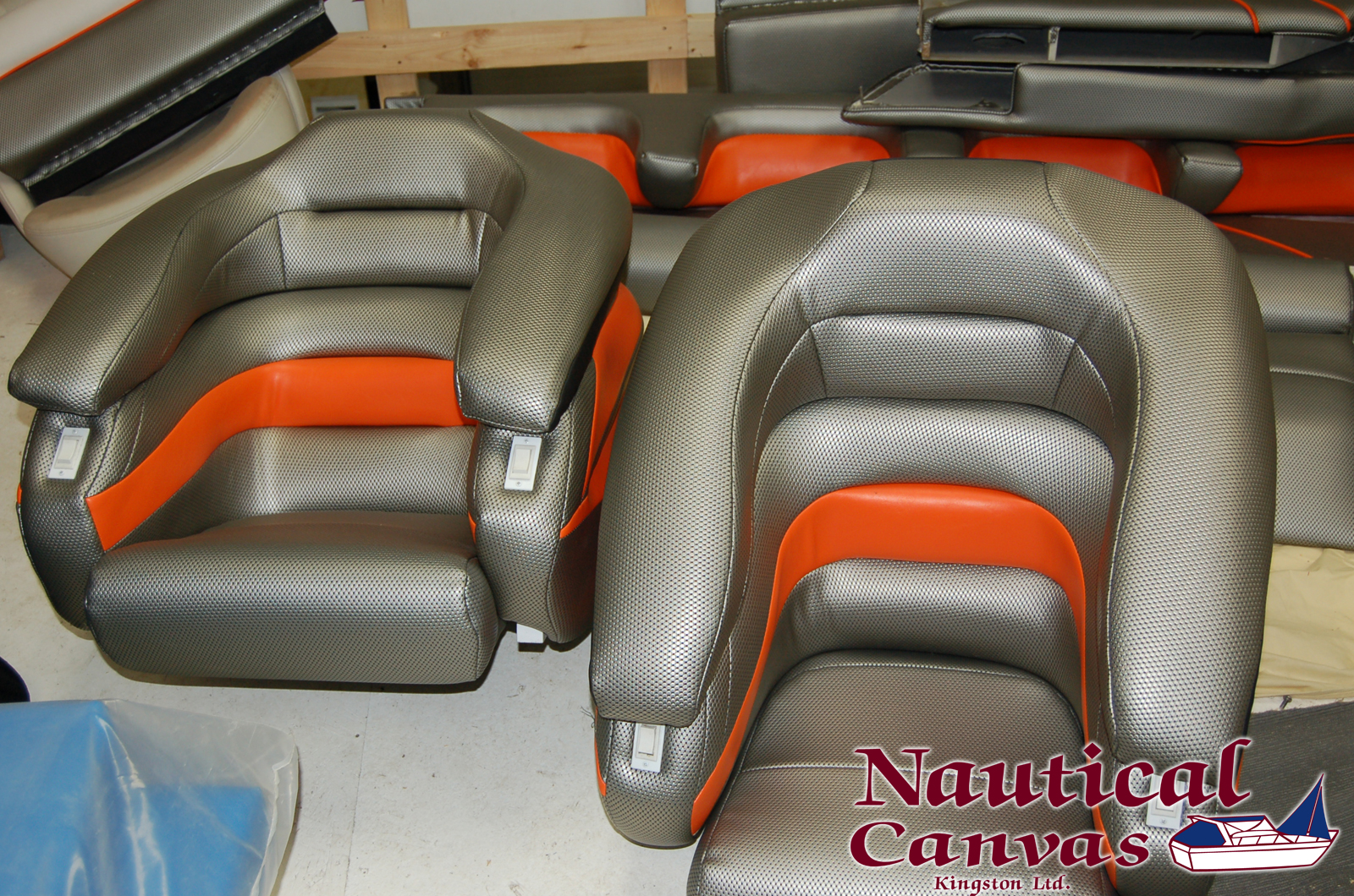 custom-canvas-marine-boat-chairs-seats-kingston-ontario